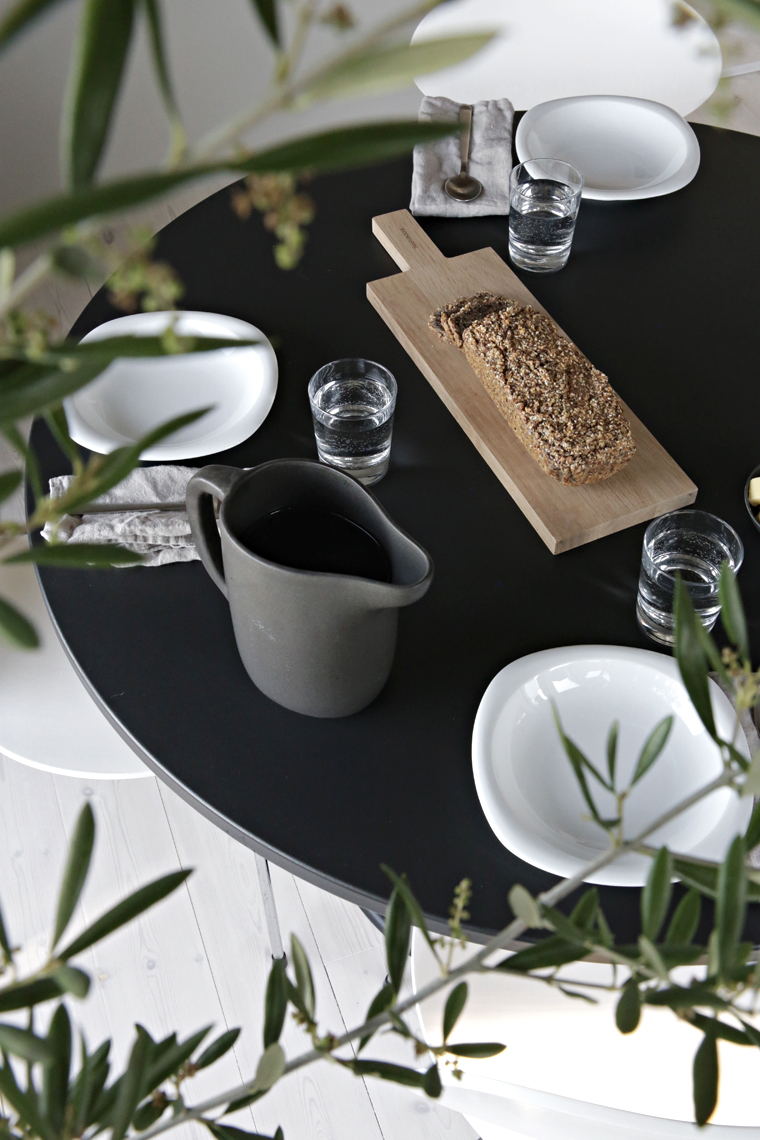 Simple lunch table setting