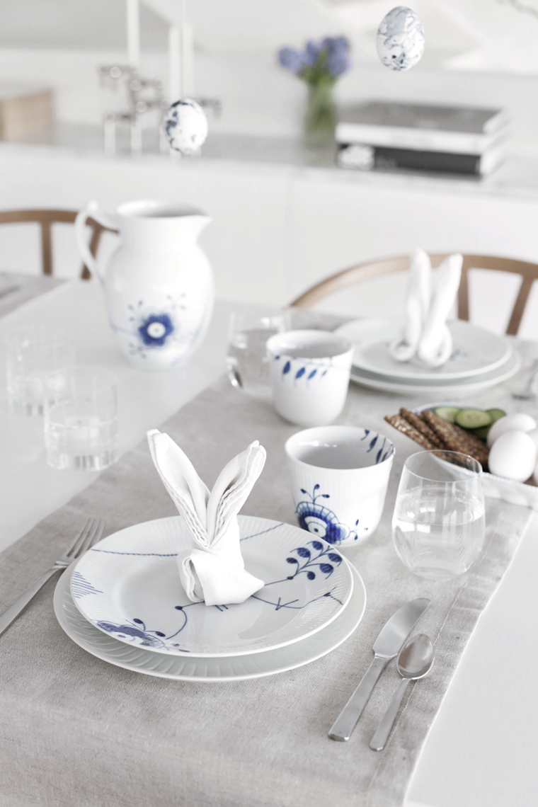 EASTER table setting
