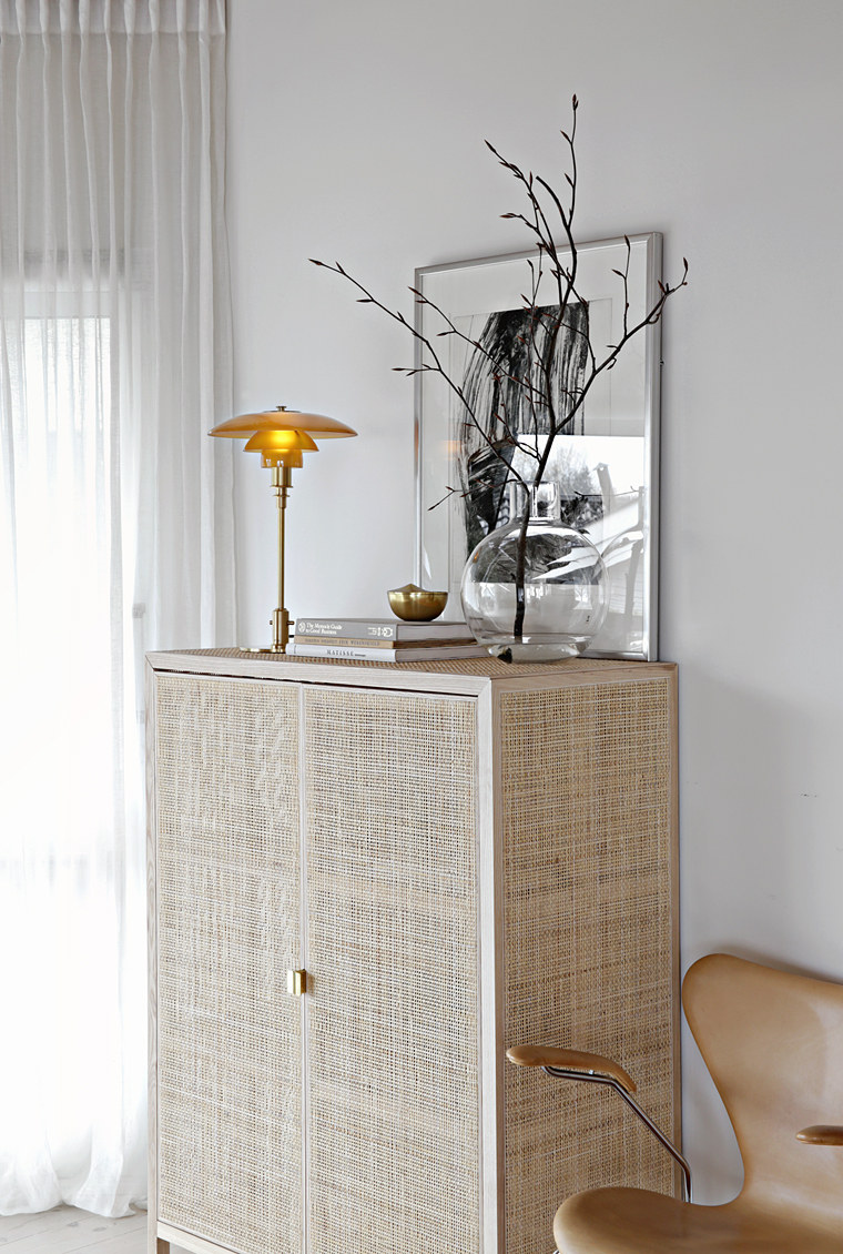 New Limited Edition PH 3/2 Table lamp_Louis Poulsen